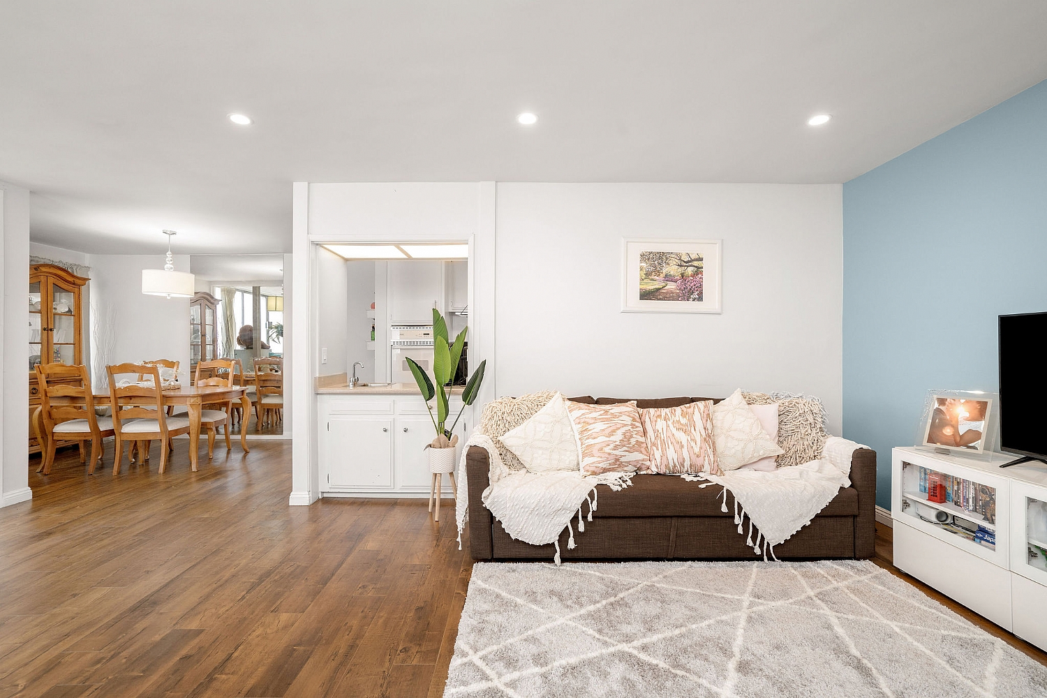 Elfyer - Encino, CA House - For Sale