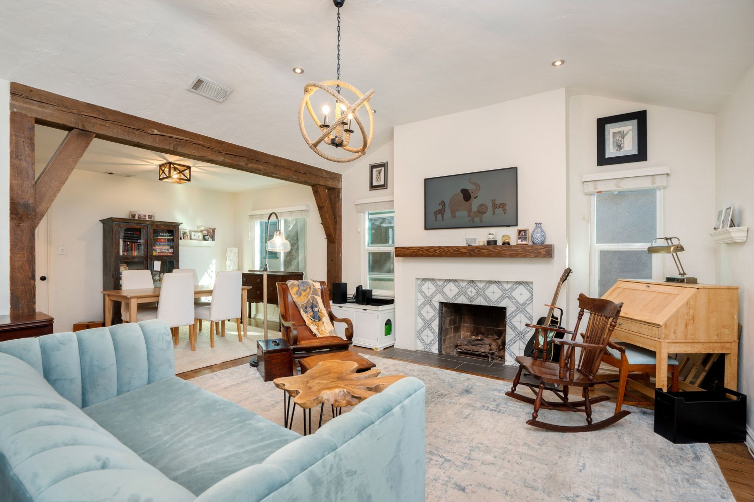 Elfyer - North Hollywood, CA House - For Sale