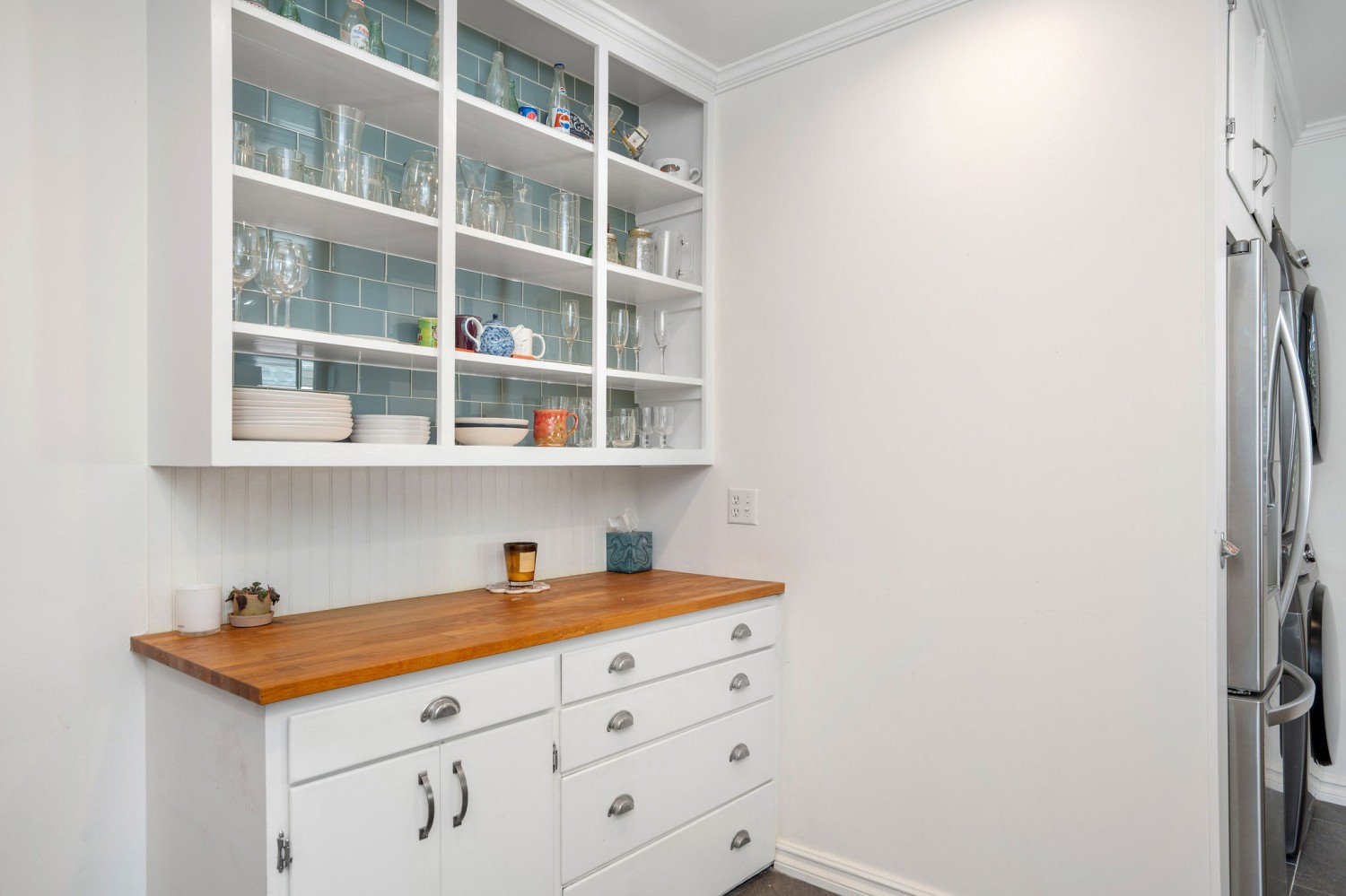 Elfyer - North Hollywood, CA House - For Sale