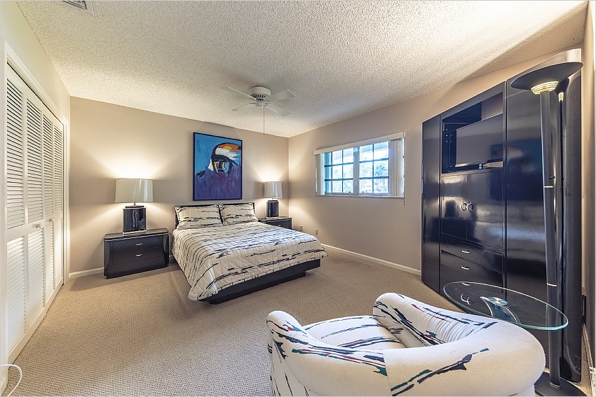 Elfyer - Pompano Beach, FL House - For Sale