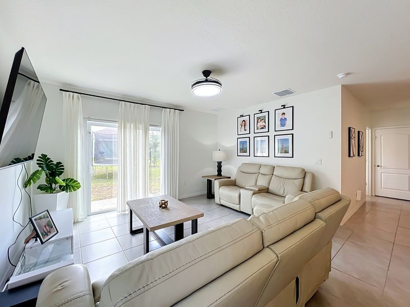 Elfyer - Davenport, FL House - For Sale