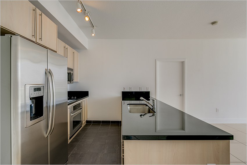 Elfyer - Miami, FL House - For Sale