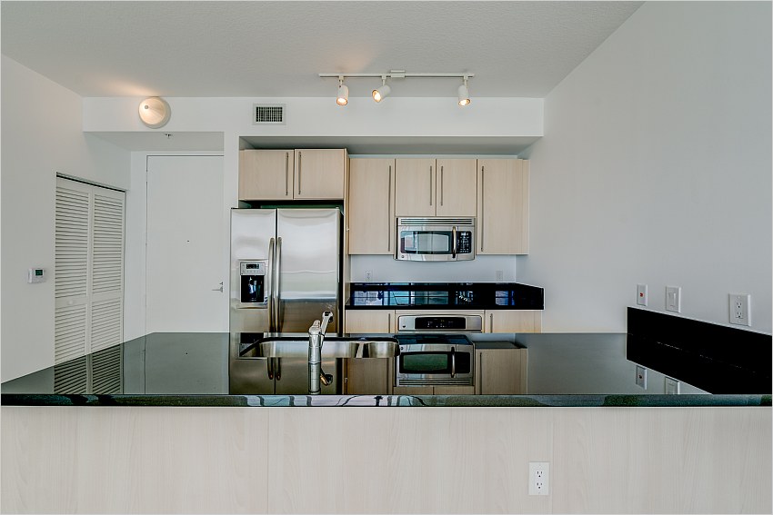 Elfyer - Miami, FL House - For Sale