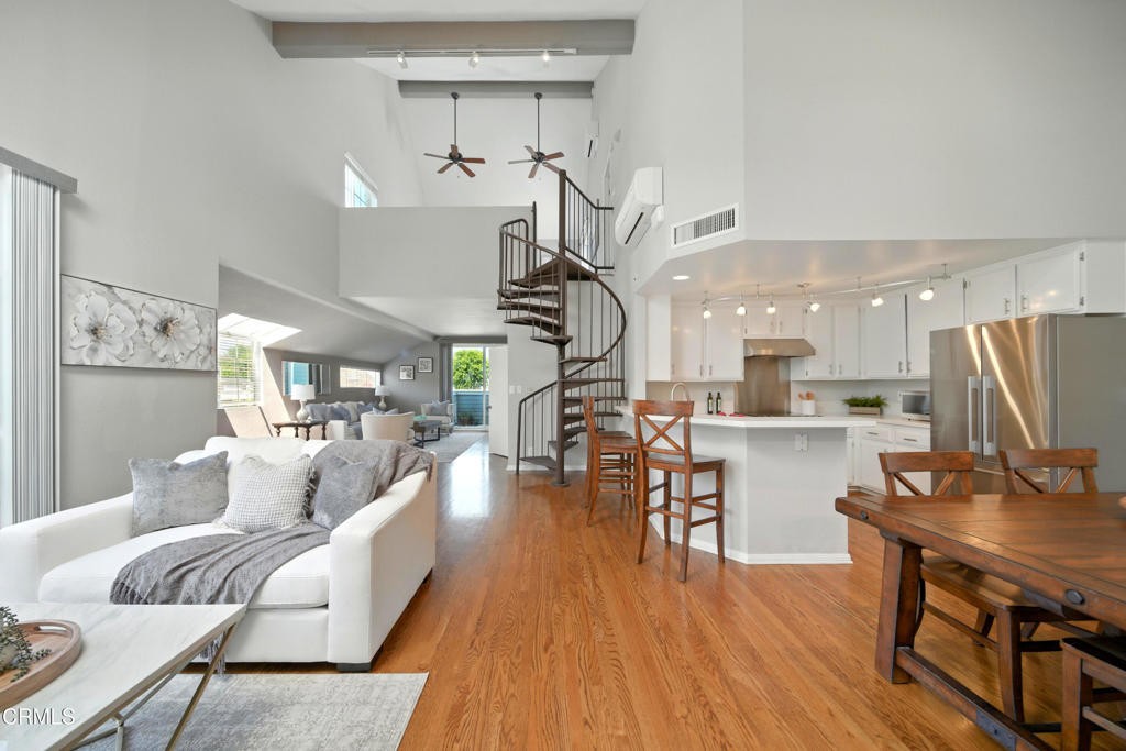 Elfyer - Pasadena, CA House - For Sale