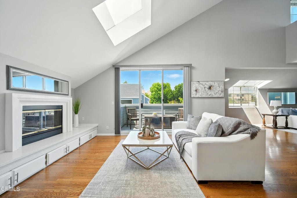 Elfyer - Pasadena, CA House - For Sale