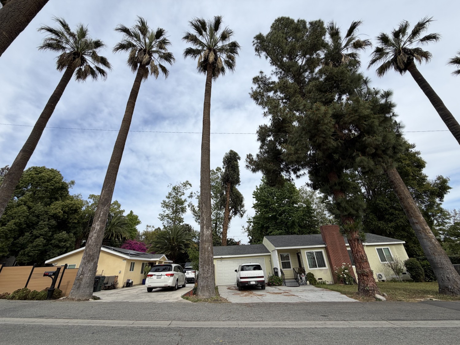 Elfyer - Azusa, CA House - For Sale