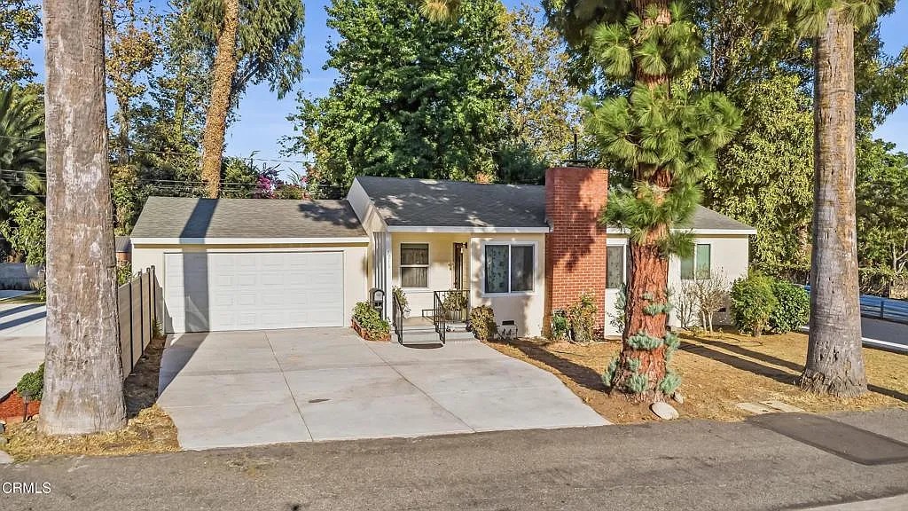Elfyer - Azusa, CA House - For Sale