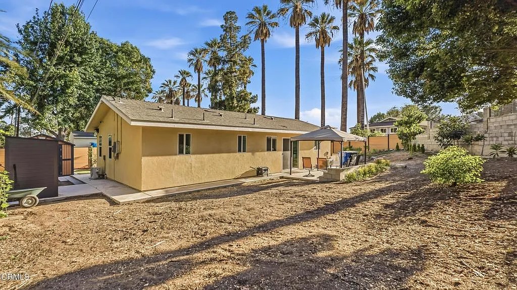 Elfyer - Azusa, CA House - For Sale