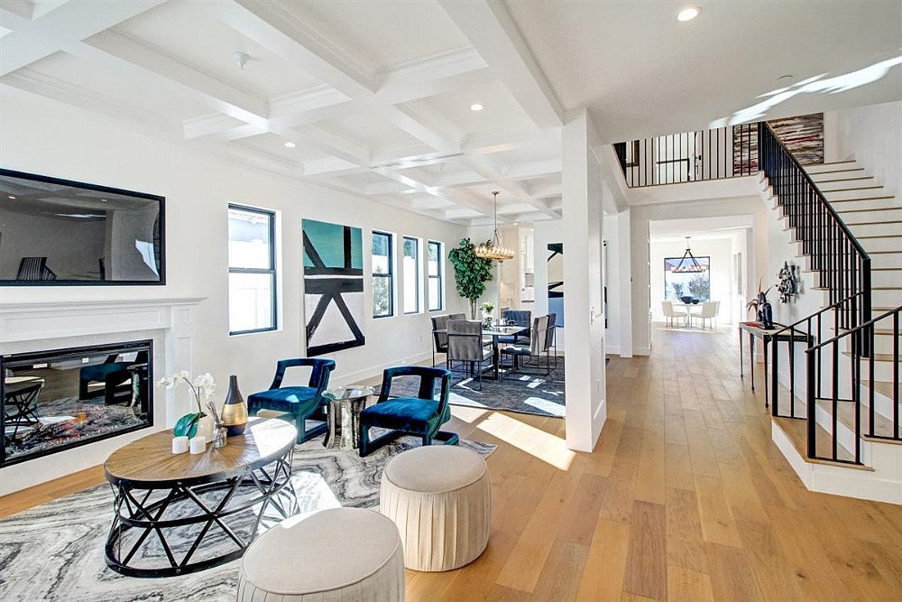 Elfyer - Sherman Oaks, CA House - For Sale