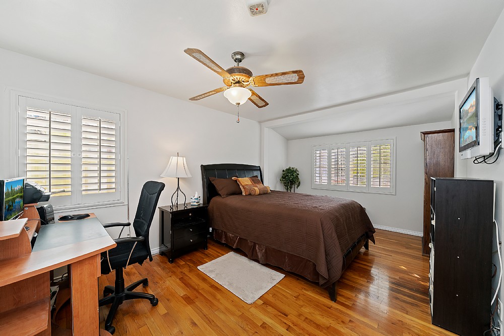 Elfyer - Los Angeles, CA House - For Sale