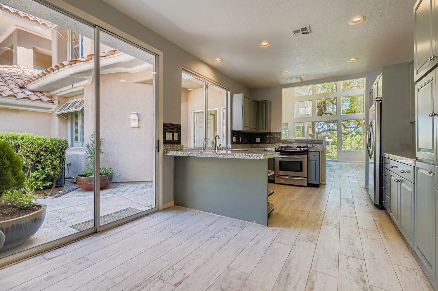 Elfyer - Las Vegas, NV House - For Sale