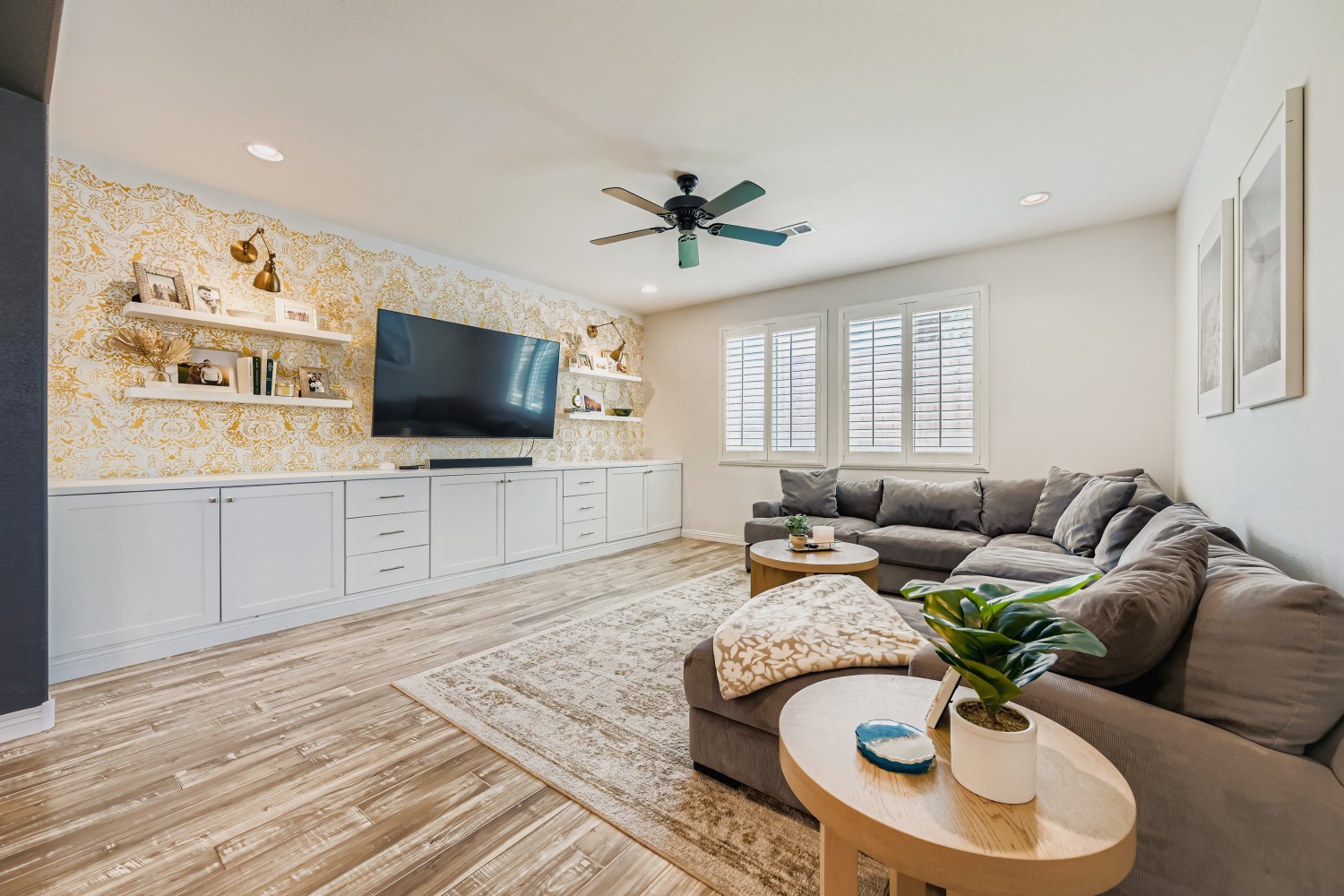 Elfyer - Las Vegas, NV House - For Sale