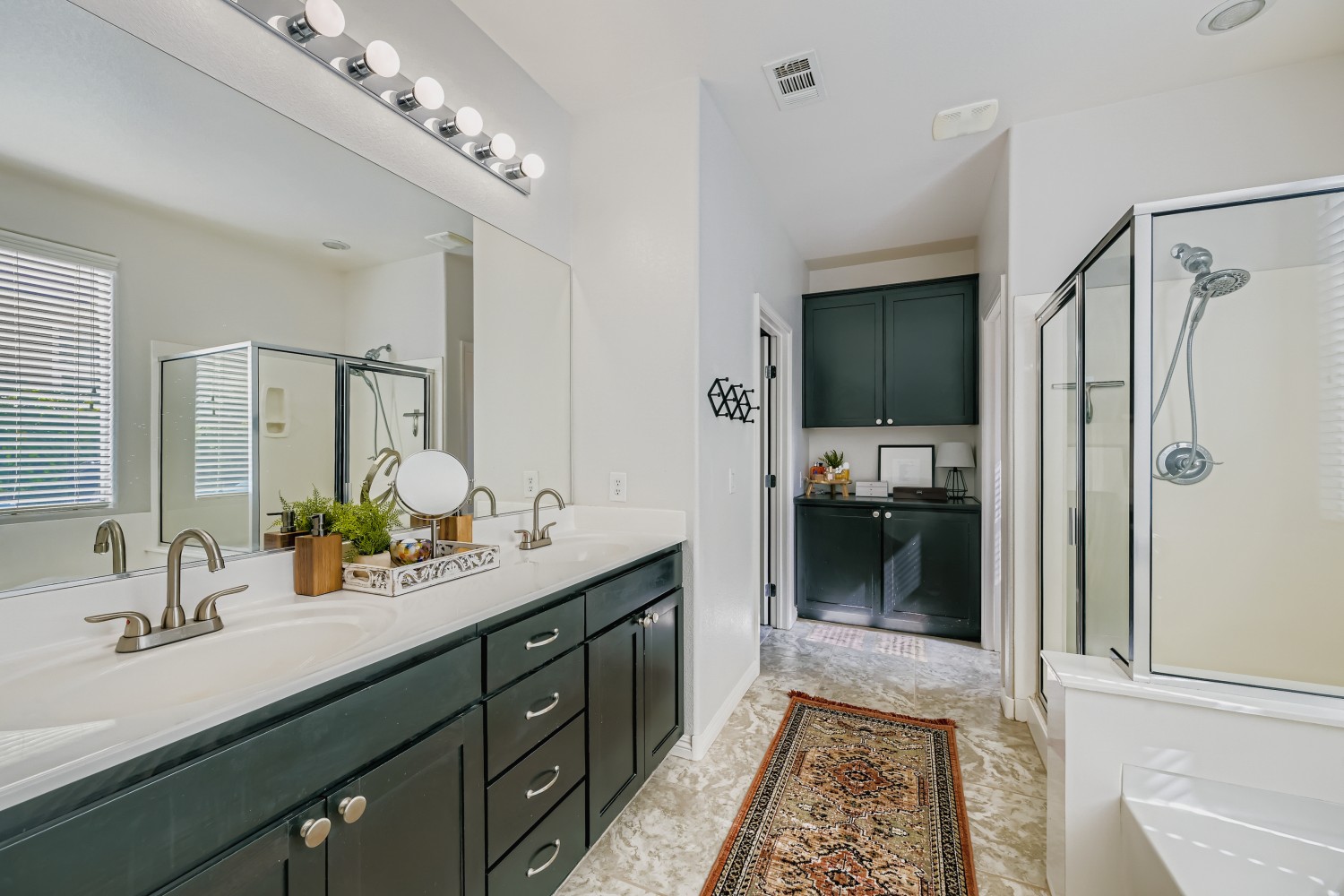 Elfyer - Las Vegas, NV House - For Sale