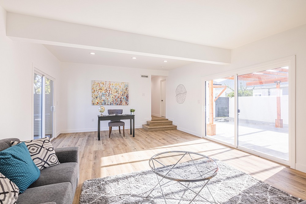 Elfyer - Los Angeles, CA House - For Sale