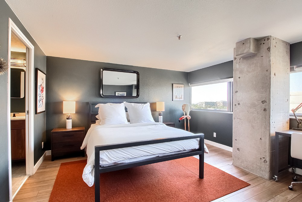 Elfyer - Denver, CO House - For Sale