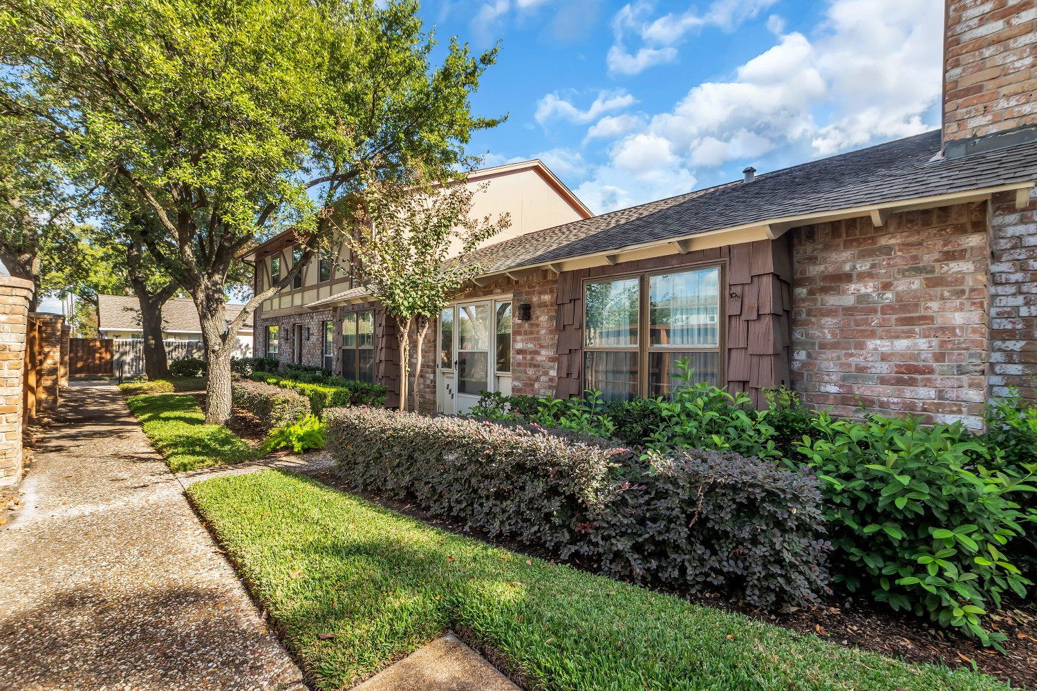 Elfyer - Houston, TX House - For Sale