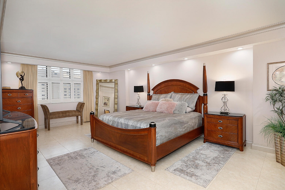 Elfyer - Miami, FL House - For Sale