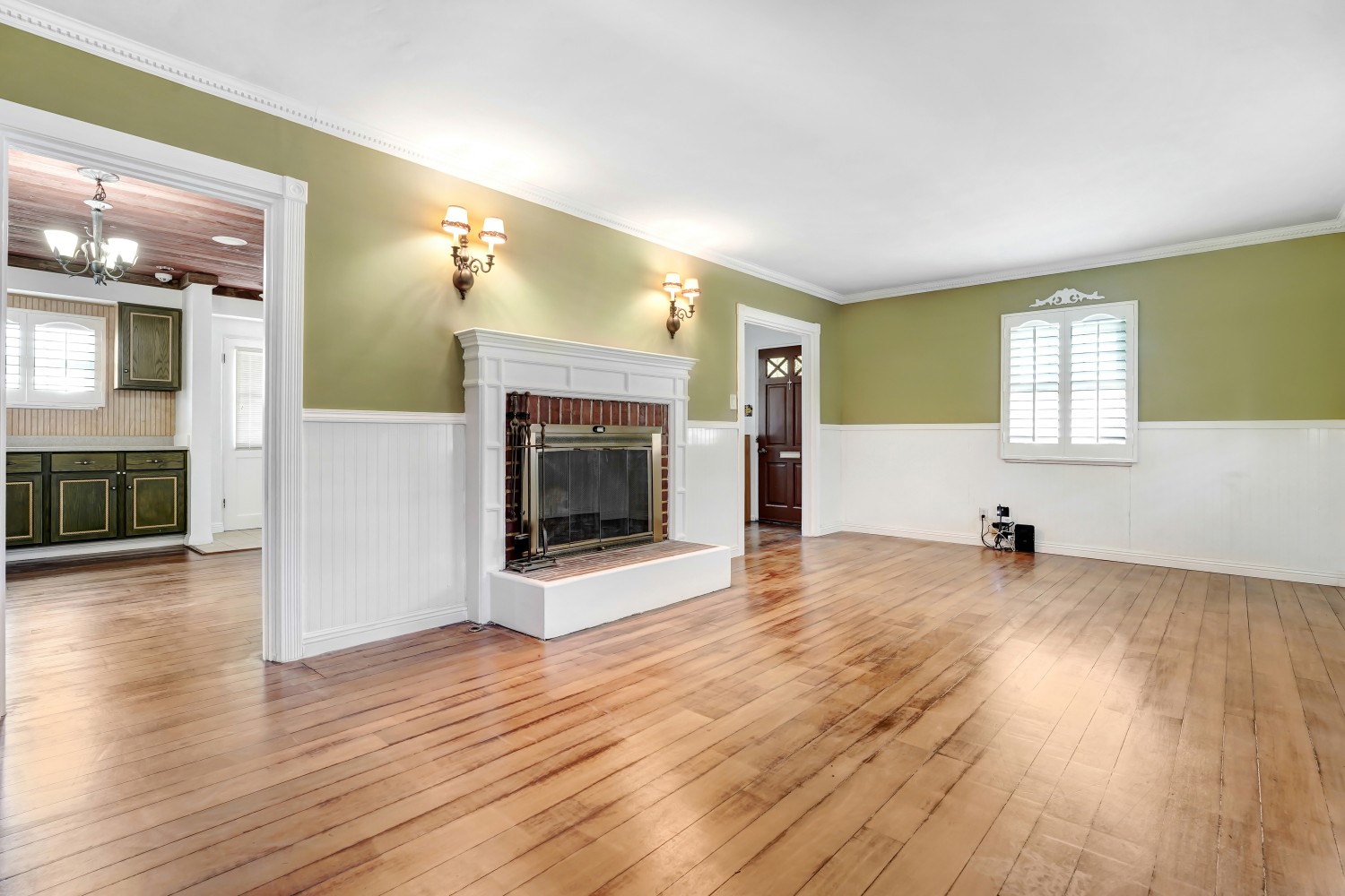 Elfyer - Burbank, CA House - For Sale