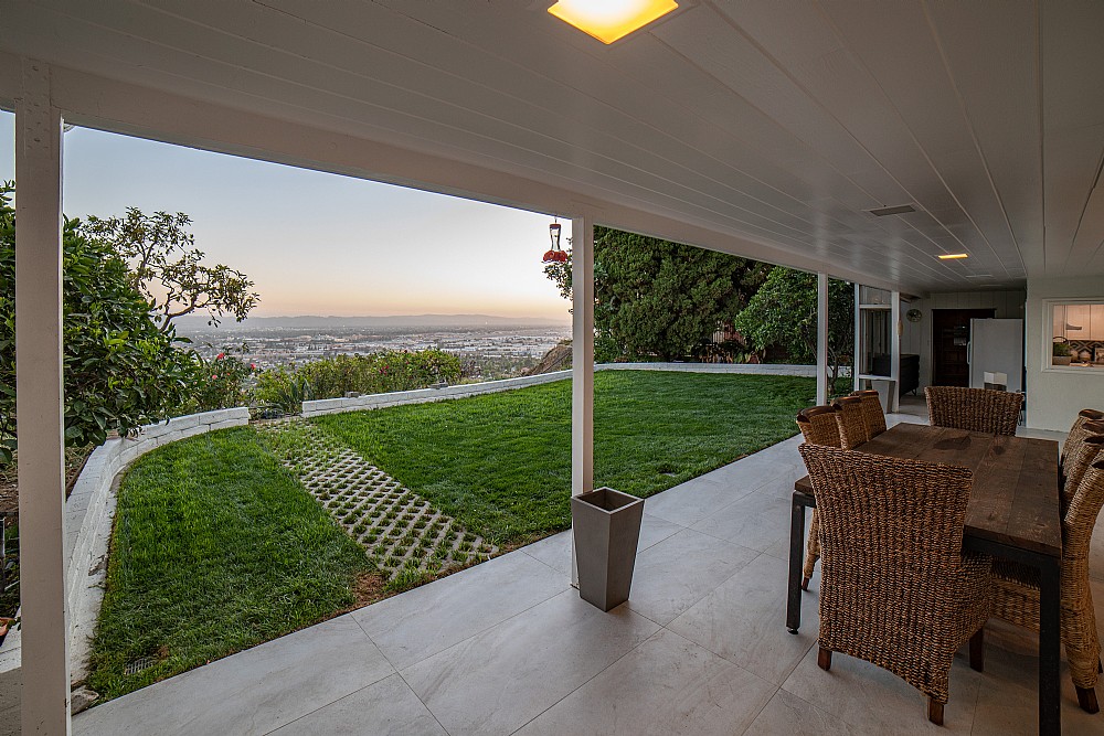 Elfyer - Burbank, CA House - For Sale