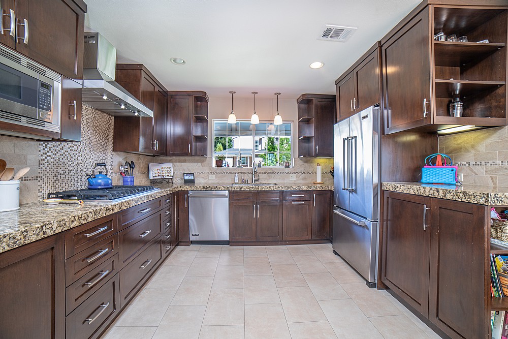 Elfyer - Burbank, CA House - For Sale