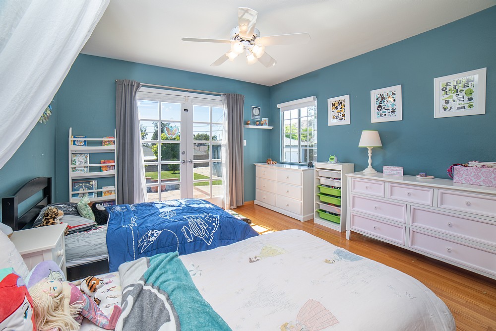 Elfyer - Burbank, CA House - For Sale