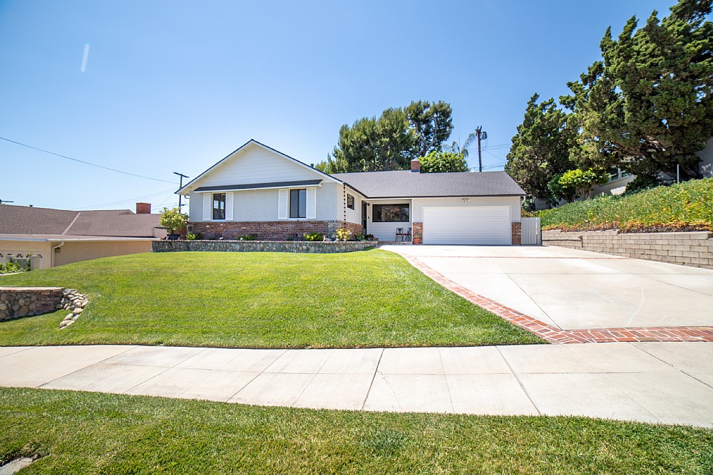 Elfyer - Burbank, CA House - For Sale