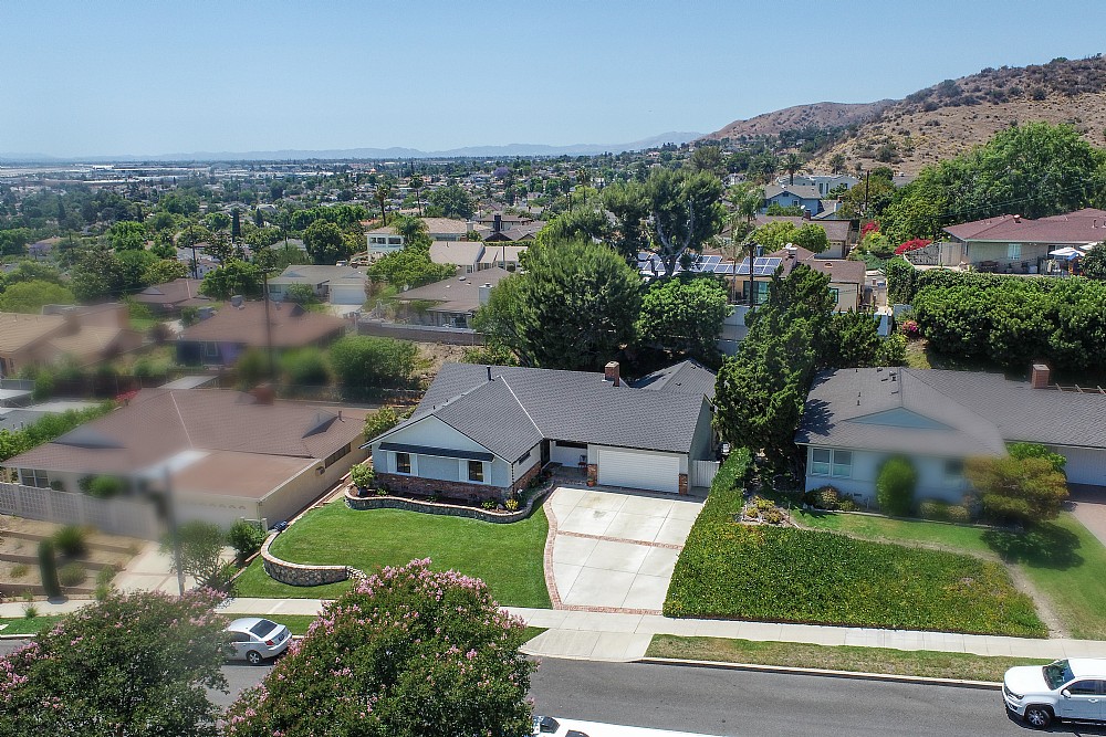 Elfyer - Burbank, CA House - For Sale