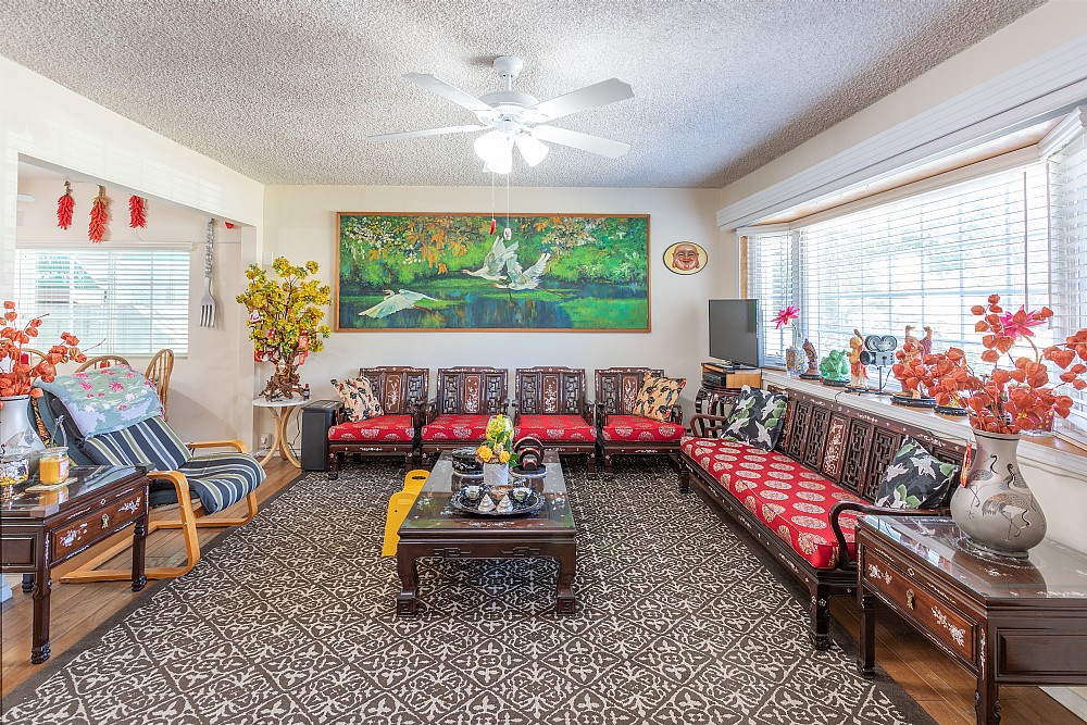 Elfyer - Burbank,  House - For Sale