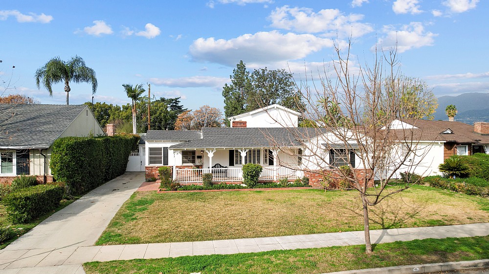 Elfyer - Burbank, CA House - For Sale