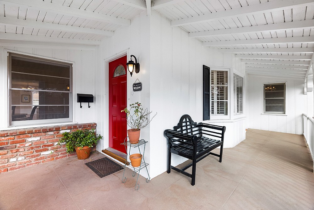 Elfyer - Burbank, CA House - For Sale