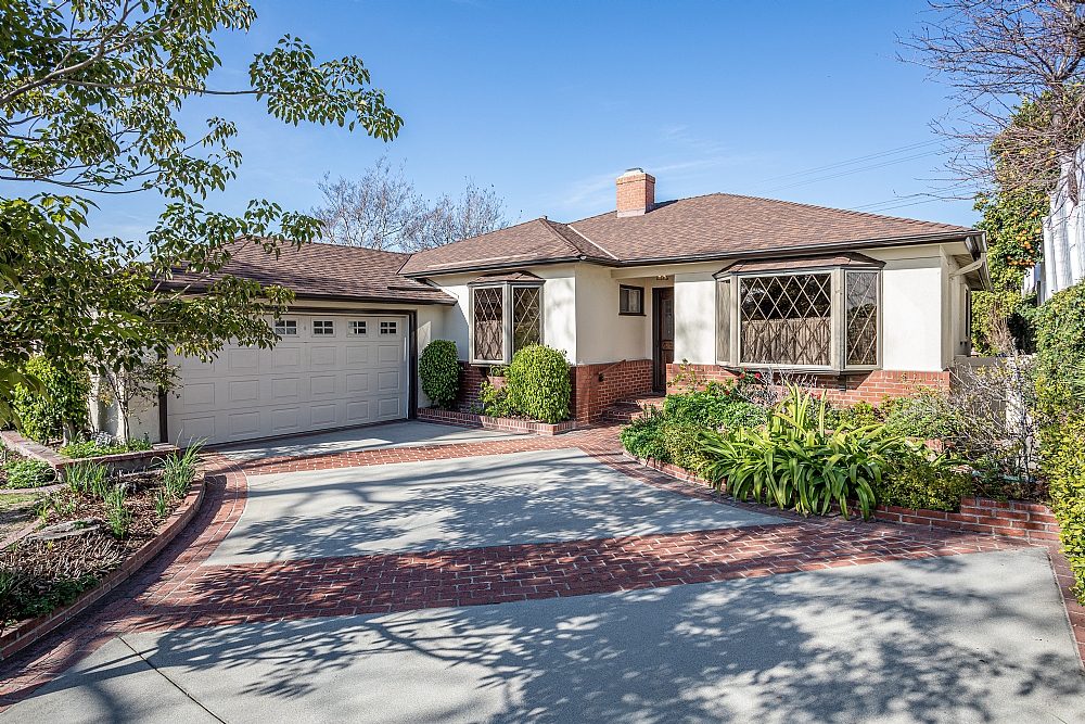 Elfyer - Burbank, CA House - For Sale