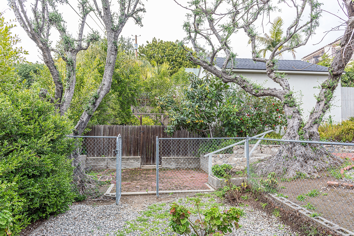 Elfyer - Burbank, CA House - For Sale