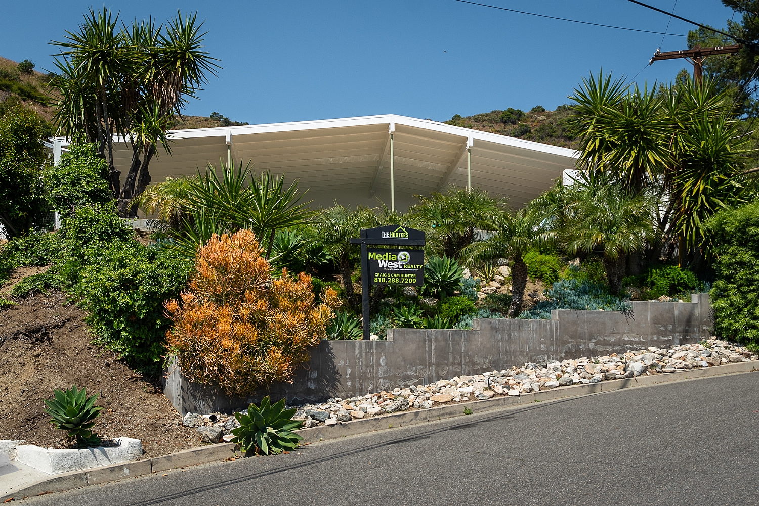 Elfyer - Burbank, CA House - For Sale