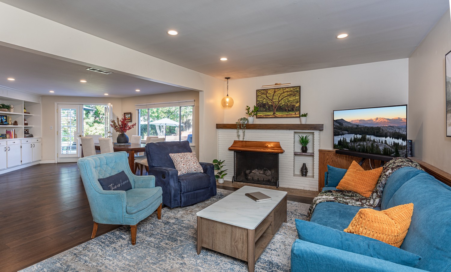 Elfyer - Burbank, CA House - For Sale