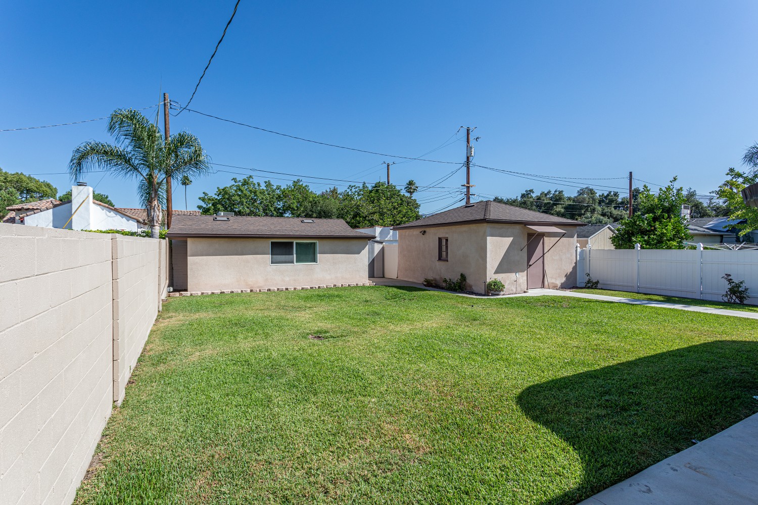 Elfyer - Burbank, CA House - For Sale