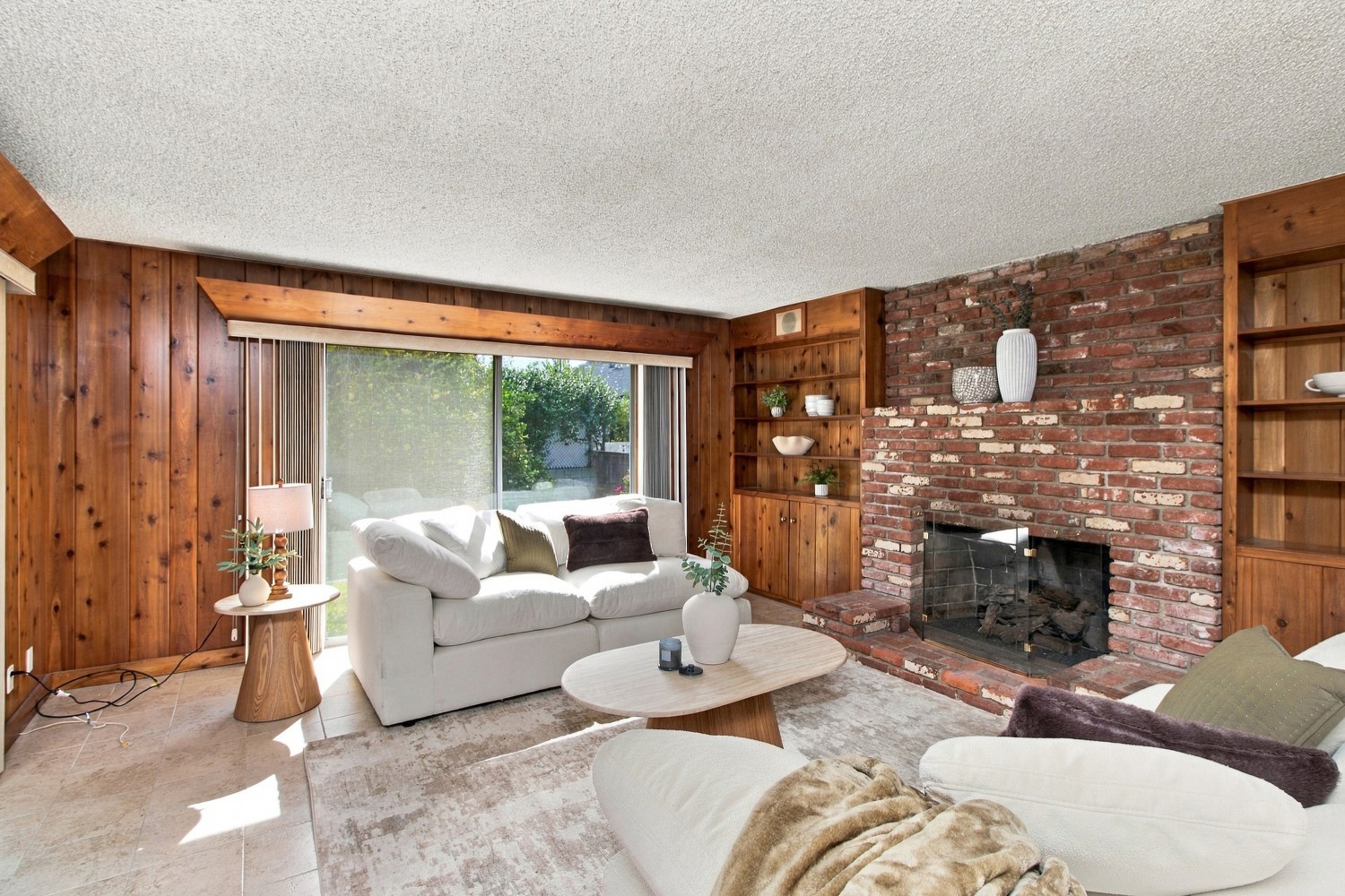 Elfyer - Burbank, CA House - For Sale