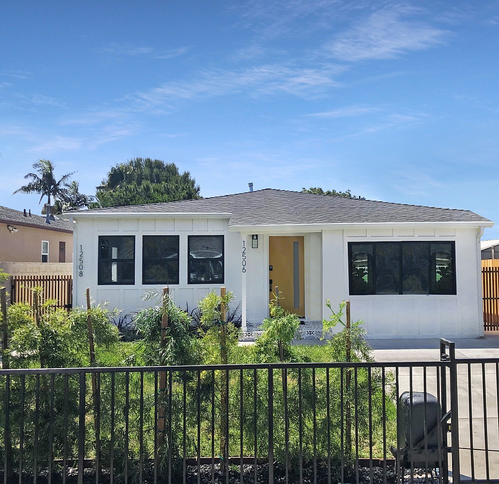 Elfyer - Los Angeles, CA House - For Sale