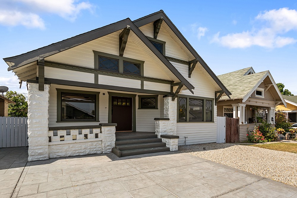 Elfyer - Los Angeles,  House - For Sale