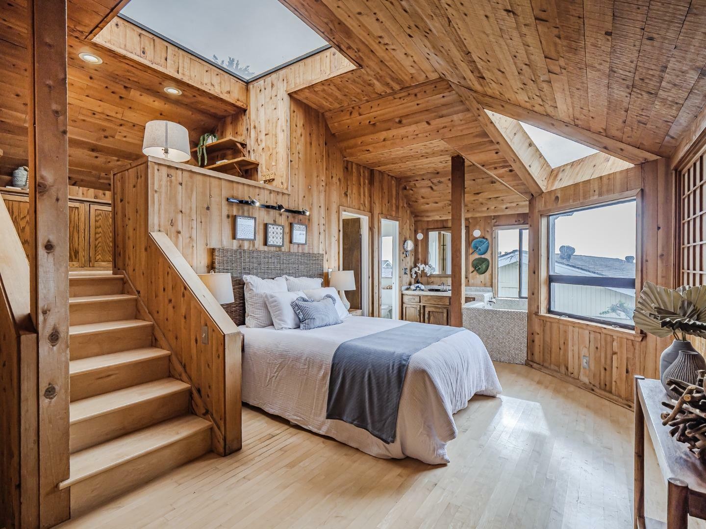 Elfyer - Watsonville, CA House - For Sale