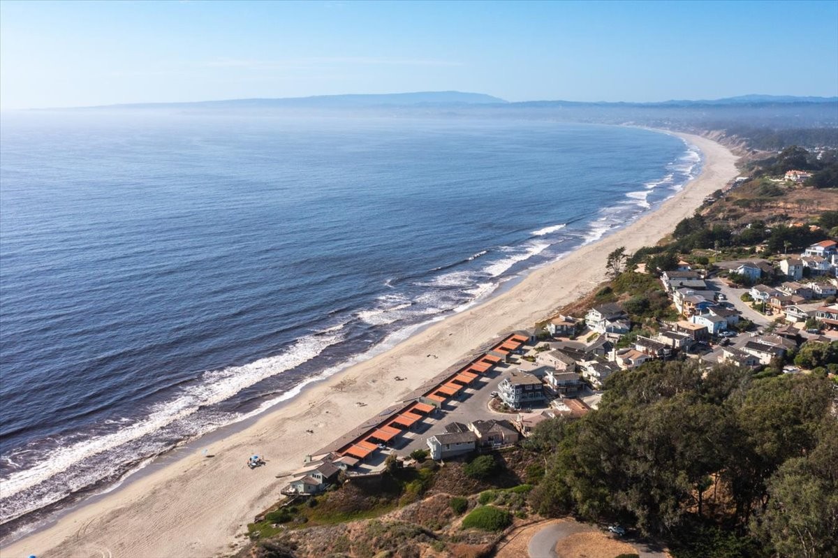 Elfyer - La Selva Beach, CA House - For Sale