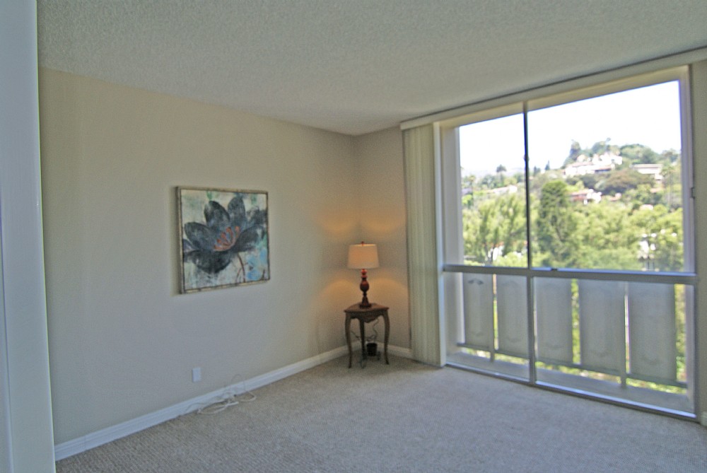 Elfyer - Los Angeles, CA House - For Sale