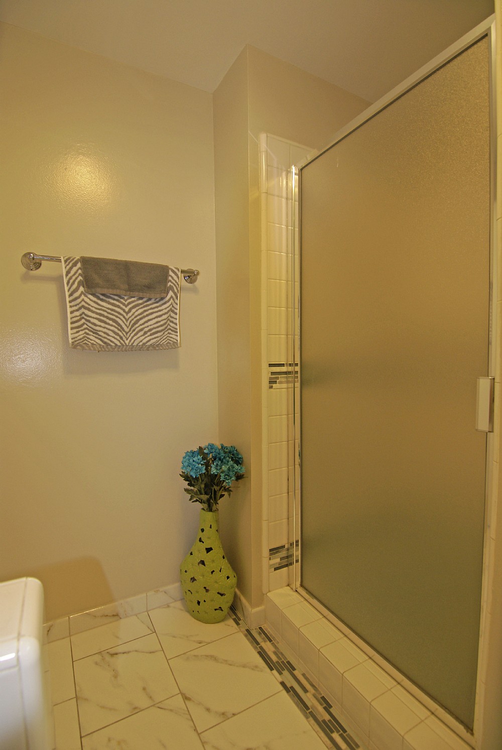 Elfyer - Los Angeles, CA House - For Sale