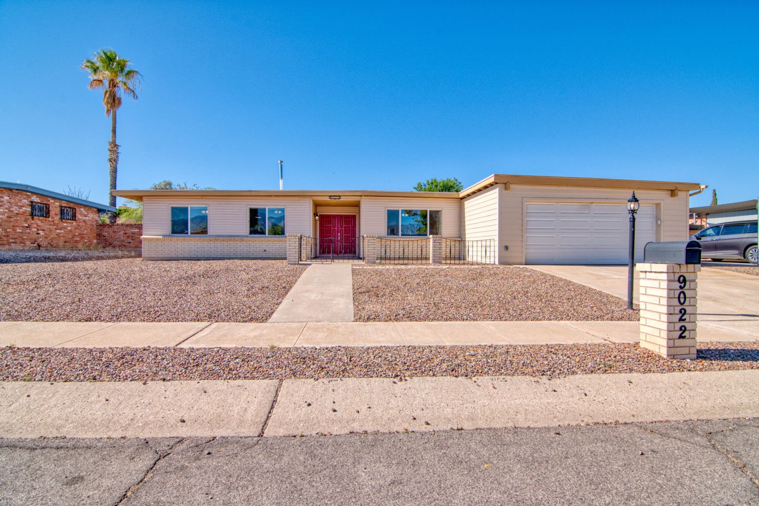 Elfyer - Tucson, AZ House - For Sale