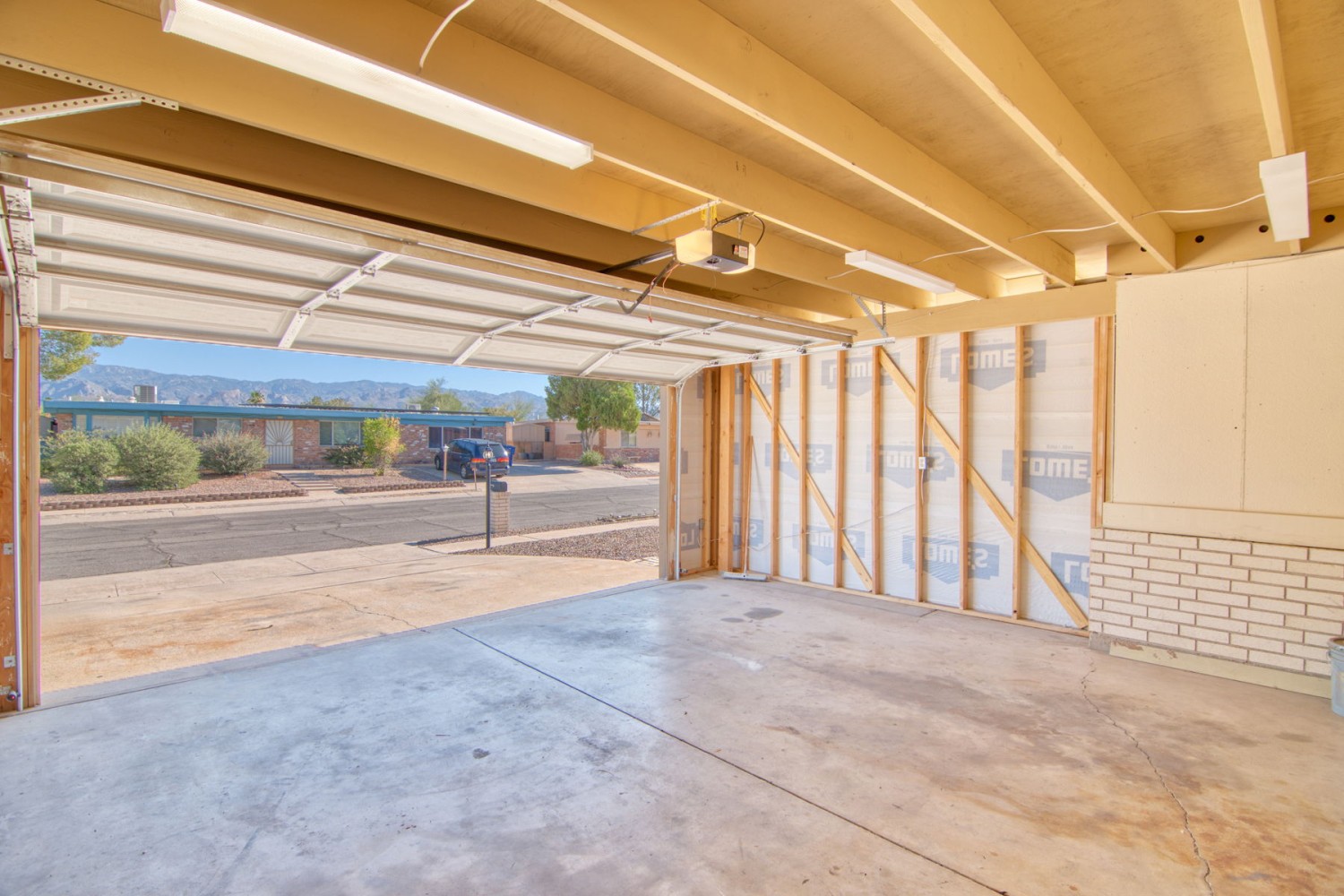 Elfyer - Tucson, AZ House - For Sale