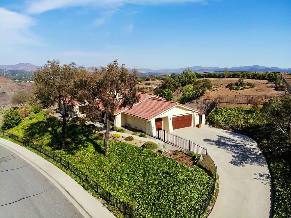 Elfyer - Thousand Oaks, CA House - For Sale