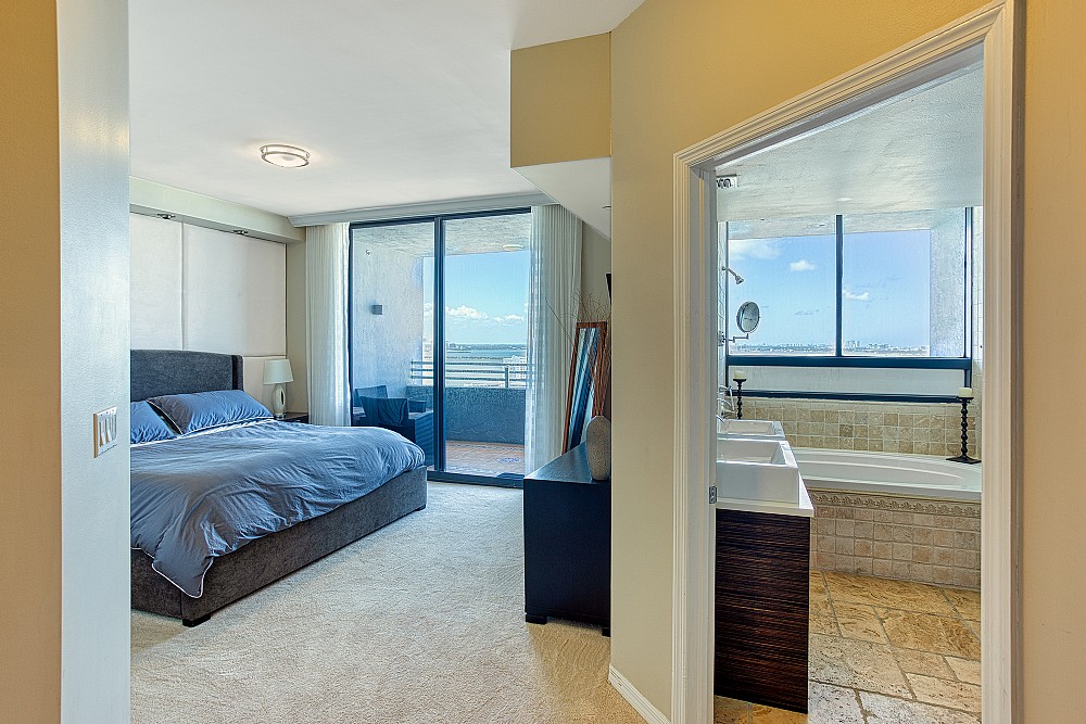 Elfyer - Miami Beach, FL House - For Sale