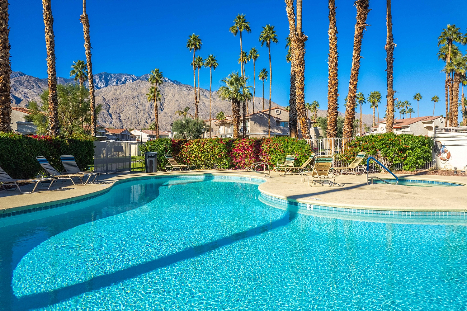 Elfyer - Palm Springs, CA House - For Sale