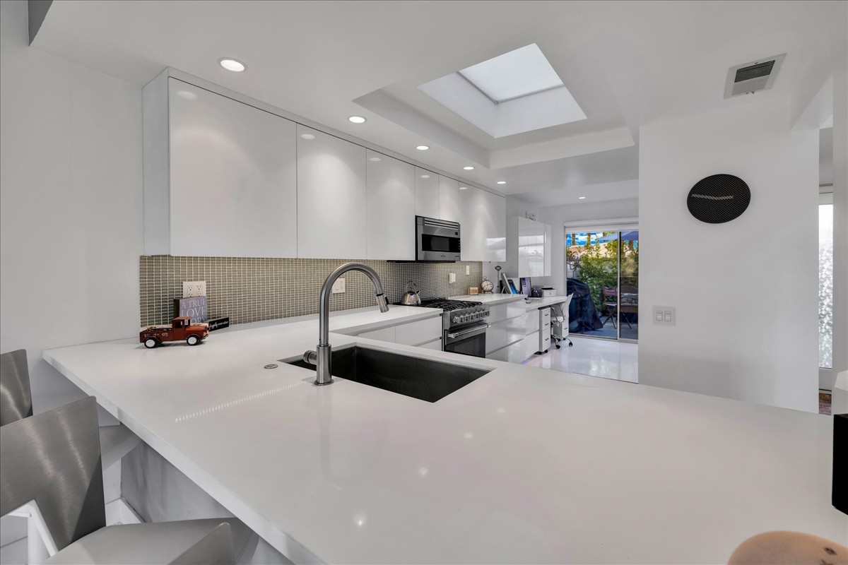 Elfyer - Cathedral City, CA House - For Sale
