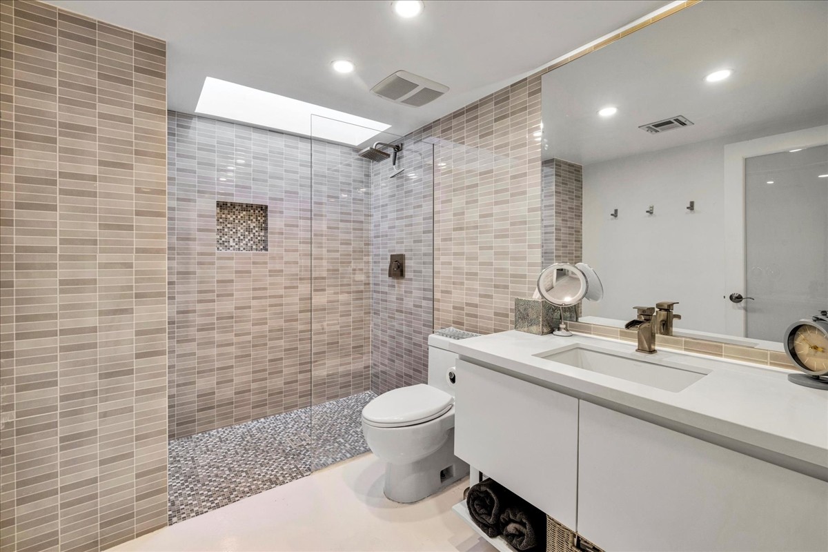 Elfyer - Cathedral City, CA House - For Sale