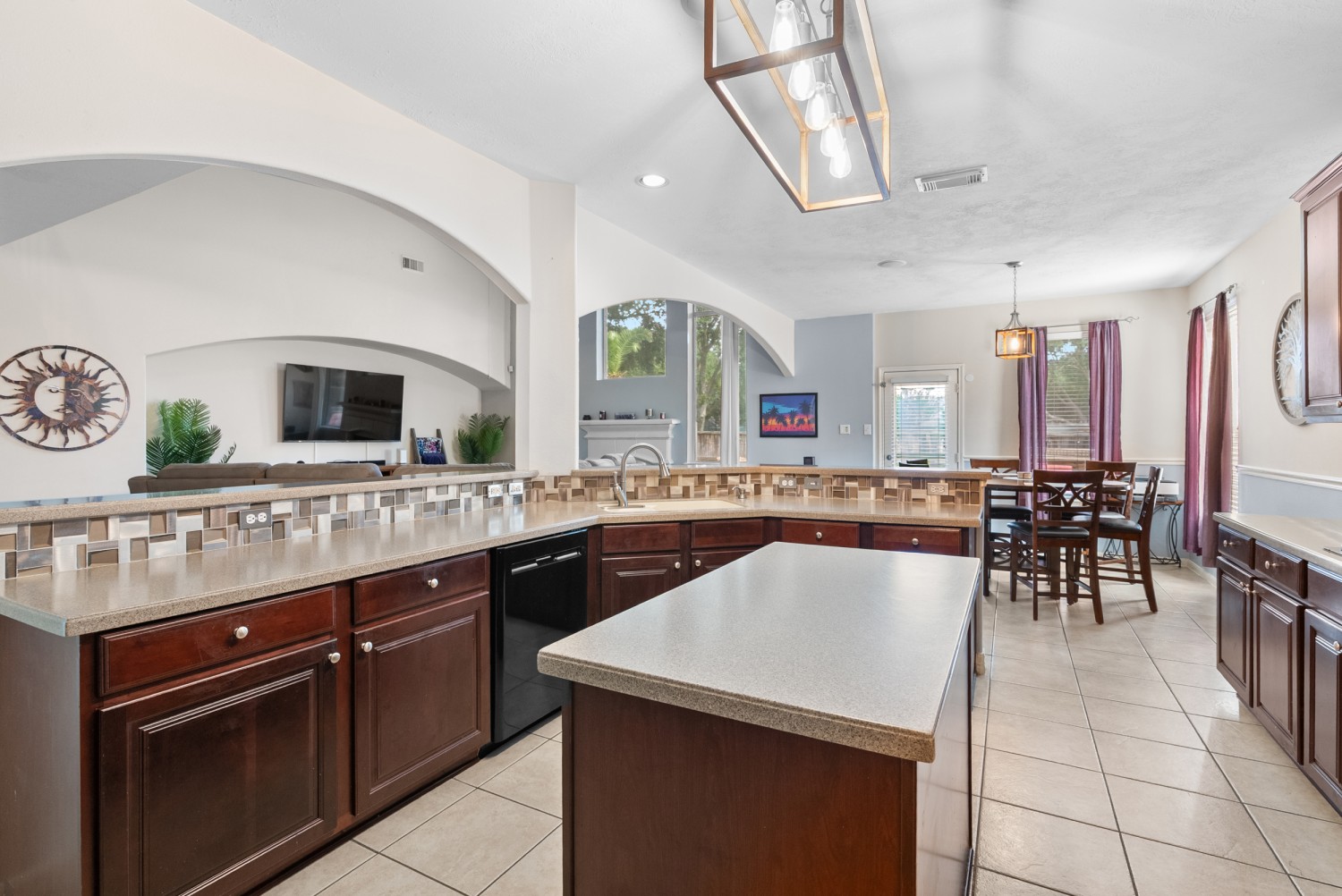 Elfyer - League City, TX House - For Sale